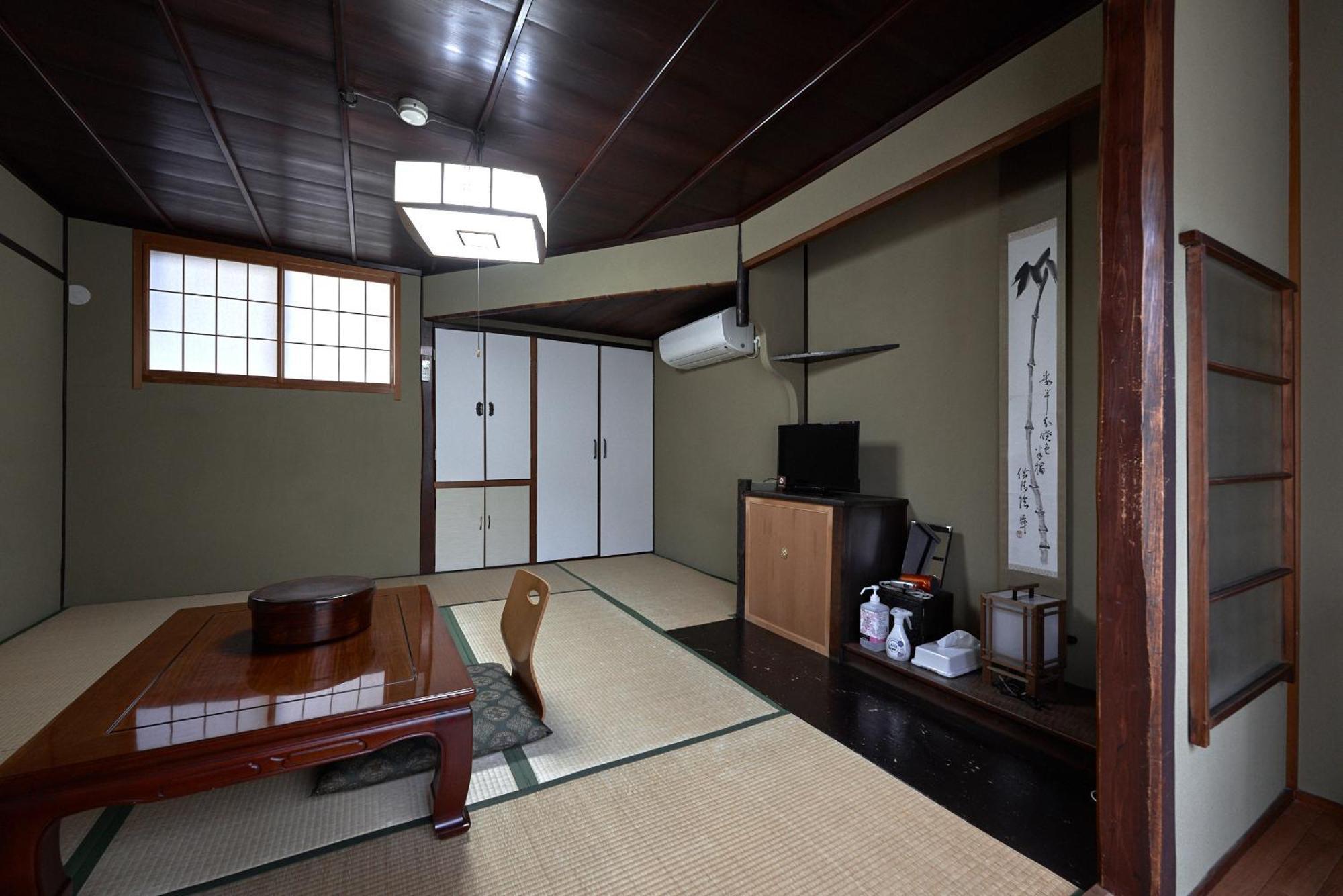 Ryokan Yamamuro Kanazawa Rom bilde