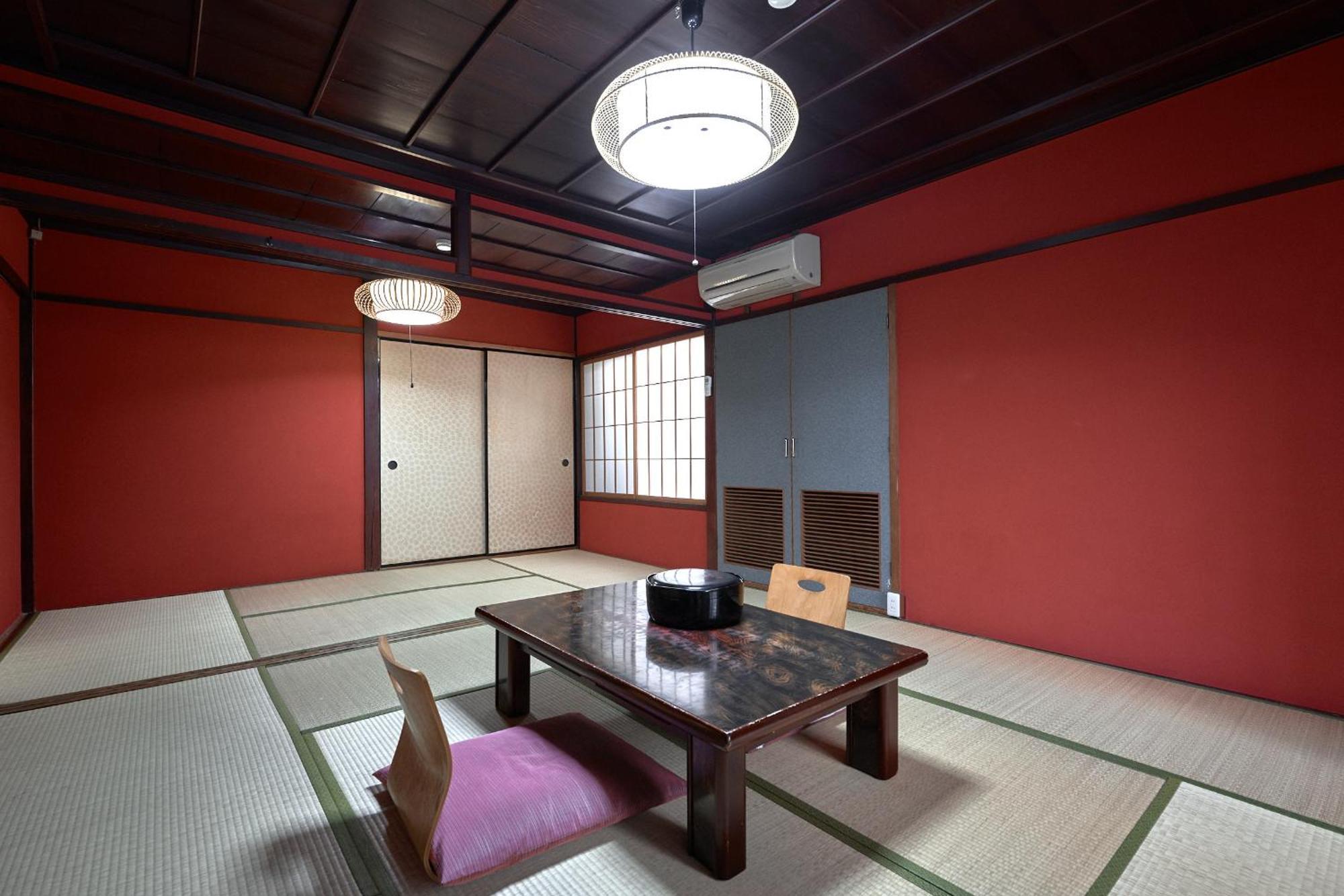 Ryokan Yamamuro Kanazawa Rom bilde